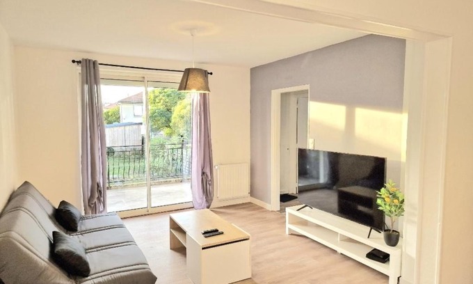 Aurillac House | Maison à Aurillac - 3 chambres - Arrivée autonome