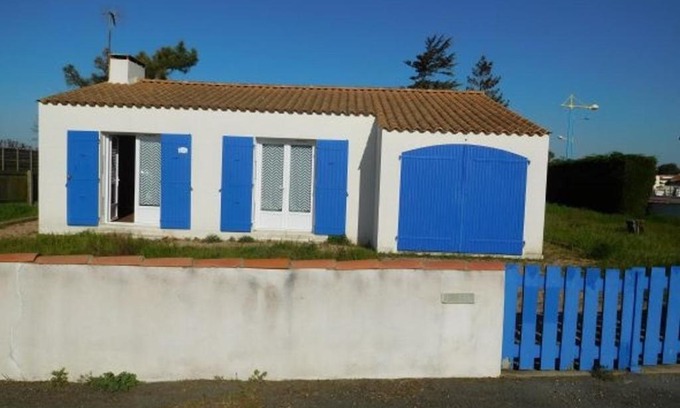 LʼAiguillon-sur-Mer House | Maison 2 chambres proche plage avec jardin, animaux et Wi-Fi à L'Aiguillon-sur-Mer - FR-1-476-23