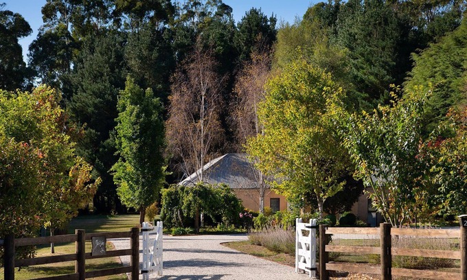 Trentham House | Maison 24 - Elegant 2 bedroom in Trentham