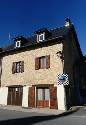 Goutrens House | Maison au cœur d'un petit village