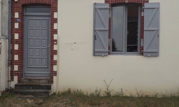 La Bernerie-en-Retz House | Maison Avec Jardin, Chambre, Salle de Bain, Séjiur, Transats Barbecue Parking