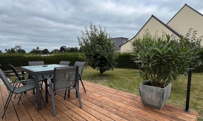 Quessoy House | Maison Avec Jardin Proche des Plages