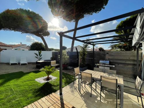 Le Bois-Plage-en-Re House | Maison avec spa idéalement placée au bois plage