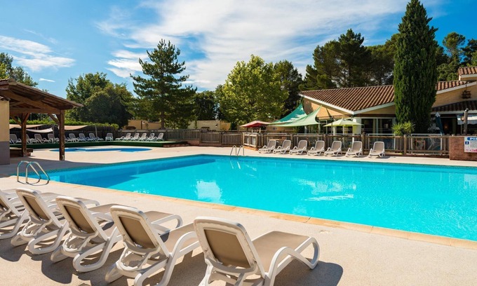 Gaujac House | Maison avec terrasse | Saisonnier piscine!
