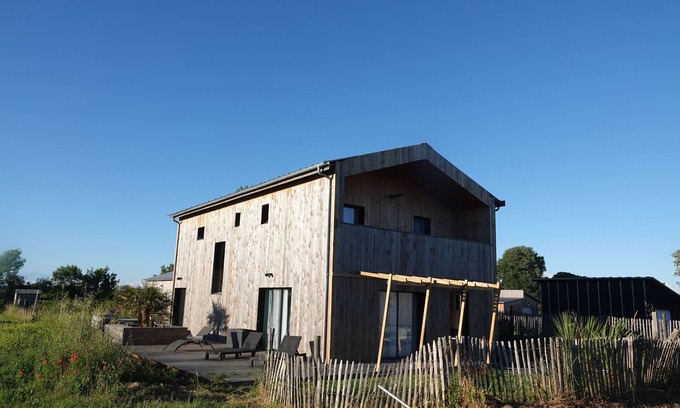 Les Conches House | Maison Bois ,les Conches 10 Pers. Proche Plage ,spot Surf , Forêt ,piste Vélo