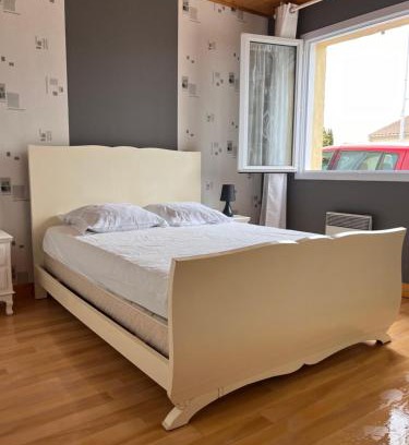 Brem Sur Mer House | Maison Brem-Sur-Mer