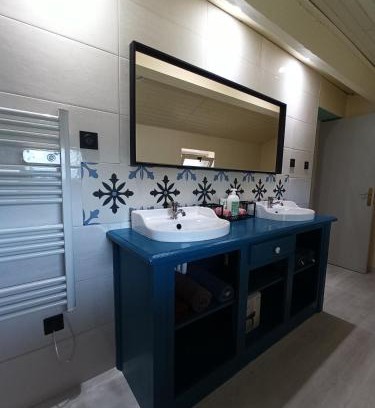 Sornay House | Maison Bressanne