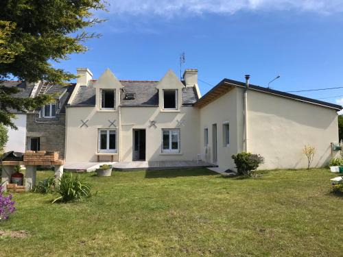 Plouguerneau House | Maison bretonne traditionnelle en bord de Mer