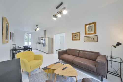 Vierzon Apartment | Maison By Logis - Appartement T4 - La Maison d'Hera