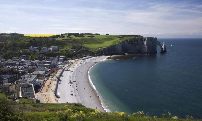 Etretat House | Maison Centre Etretat Avec Parking et Jardin Animaux Acceptés