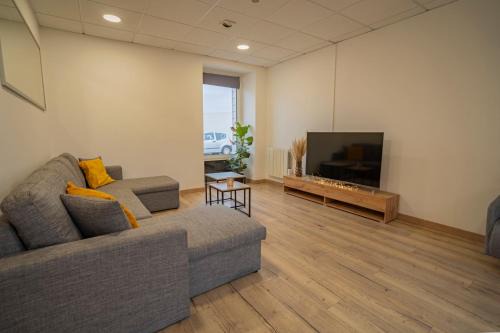 Challans House | Maison centre ville 50m2 - Jardin - L'atlas Zen