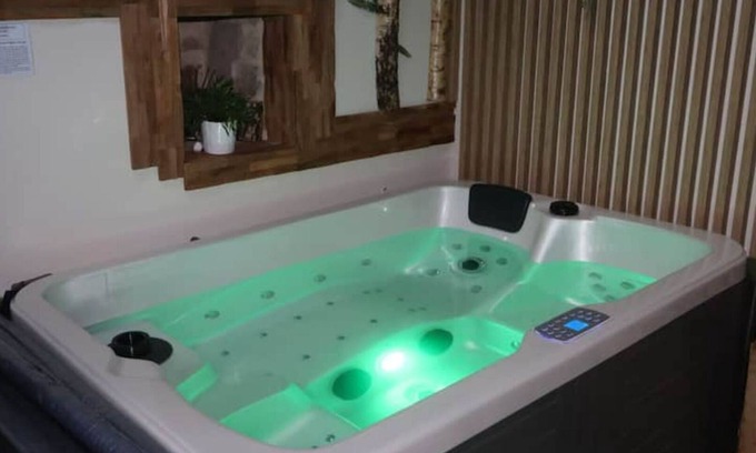 Savigny-sous-Malain House | Maison Chaleureuse Avec SPA