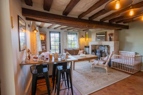 Parnay House | Maison chaleureuse-Grand jardin-Proche Saumur