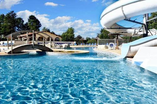 Salavas House | Maison charmante à Salavas avec piscine et jardin