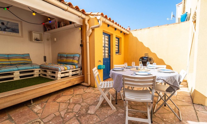 Les Sables d'Olonne House | Maison Chaumoise proche Port & Plage