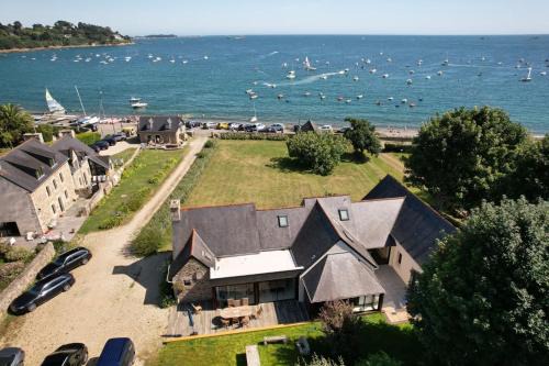 Ploubazlanec House | Maison Chevoir pieds dans l'eau