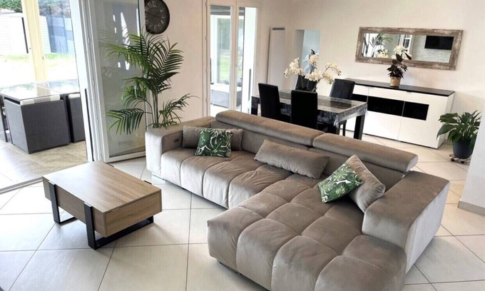Les Bormettes Villa | Maison Climatisée Tout Confort Pour 8 Personnes