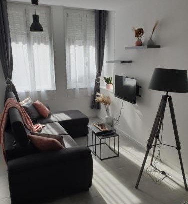 Le Cateau-Cambresis Apartment | Maison complete, jusqu a 6 personnes