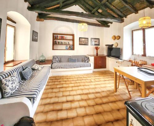 Rogliano House | Maison confortable à Rogliano avec terrasse et jardin