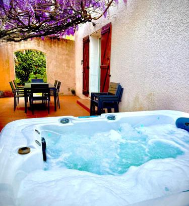 Toulouse North Villa | Maison confortable avec Jacuzzi à Toulouse