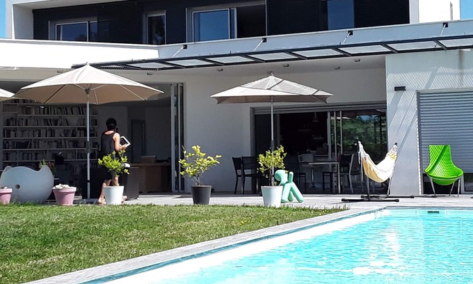 Pibrac House | Maison Contemporaine Avec Jardin et Piscine au Calme,