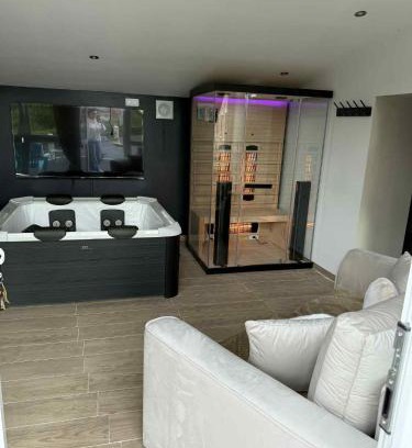 Mecquignies House | Maison Cosy