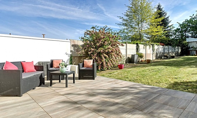 Cholet House | Maison Cozy - Au calme, avec terrasse