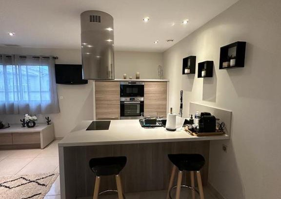 ZAC Andromede Apartment | Maison d'hôtes chic à Beauzelle