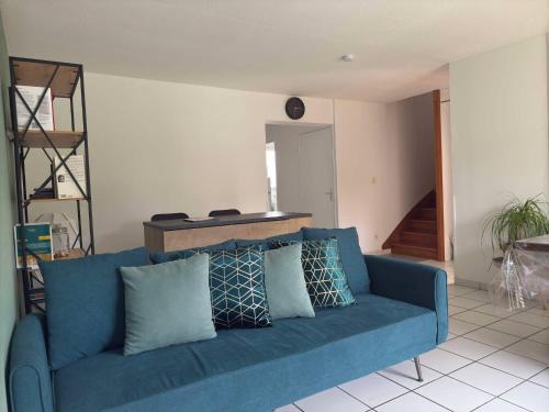 Ruaudin Apartment | Maison de 82m2 proche du Mans avec parking privé
