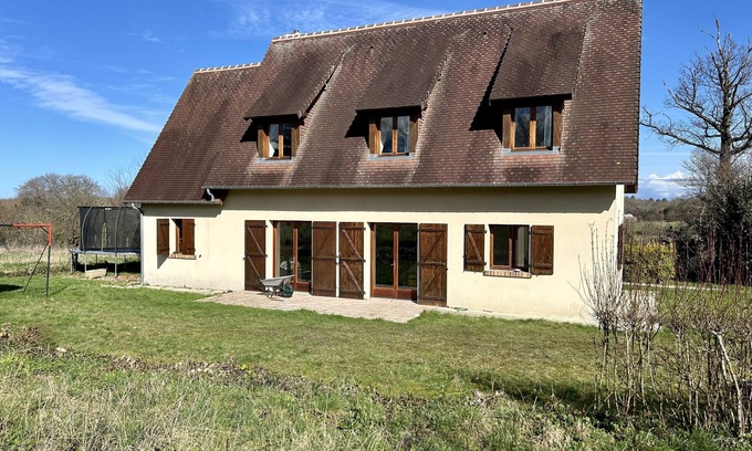 Gonneville-sur-Mer House | Maison de Campagne Familiale Avec un Grand Jardin à 5km des Plages Dhoulgate