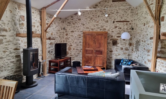 Saint-Cirgues House | Maison de Campagne Avec Piscine Intérieure