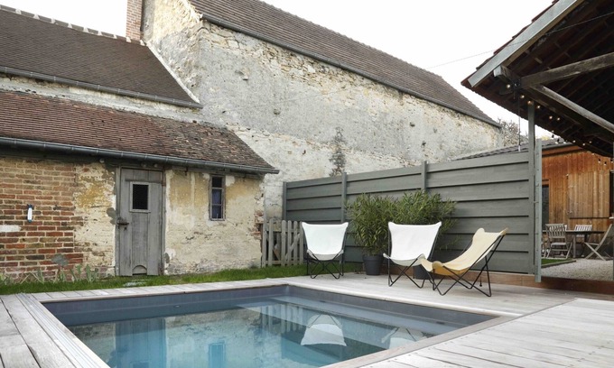 Senlis House | Maison de Campagne with private pool