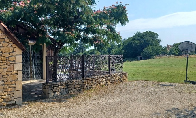 Carsac-Aillac House | Maison de Charme Avec Piscine Privée