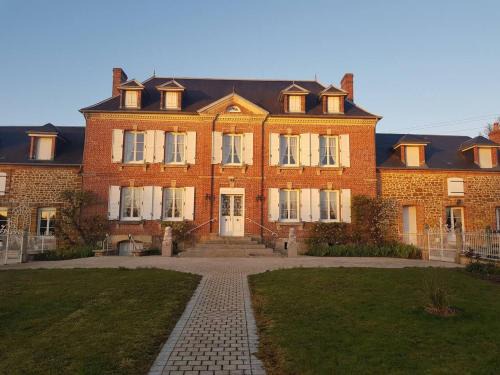 Gace House | Maison de charme à Gacé avec barbecue et parking