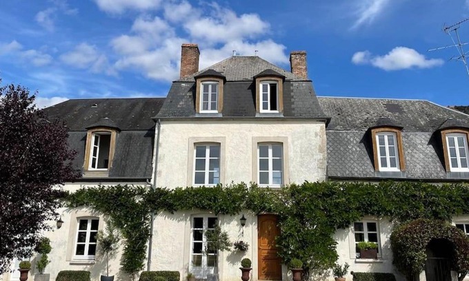 Paucourt Bed & Breakfast | Maison de Famille près de Montargis - Élégance et Confort en Forêt - FR-1-590-354