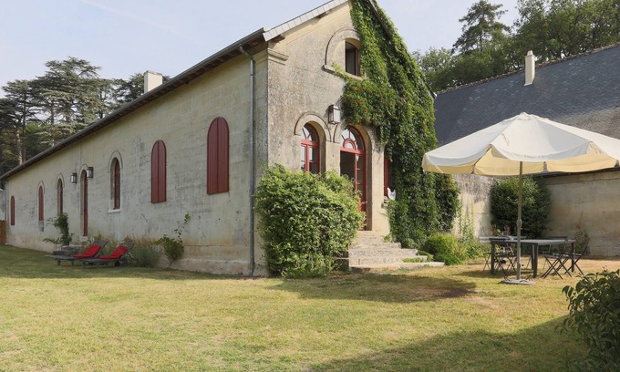 Saint-Paterne-Racan House | Maison de caractère au coeur d'un parc de 45ha