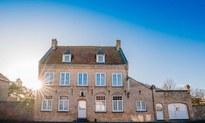 Sint-Pieters-Kapelle House | Maison de Juelle