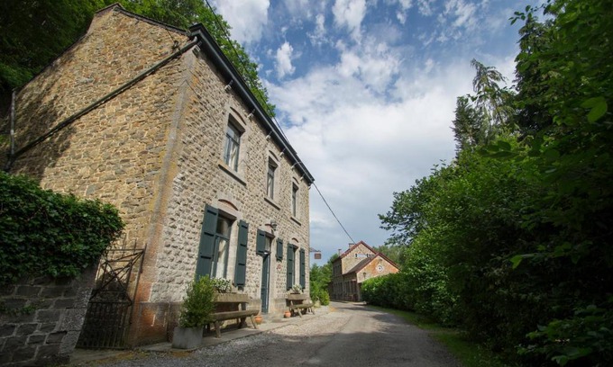 Awagne House | Maison de la Vallee