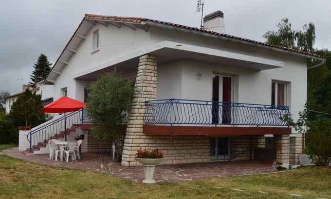 Saint-Sulpice-de-Royan House | Maison de vacances