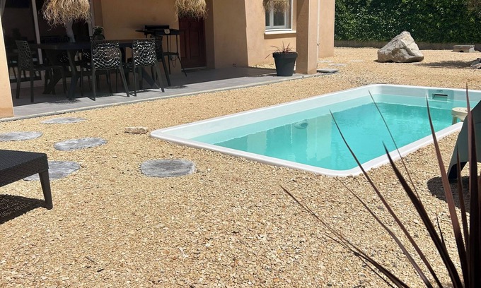 Vallon-Pont-d'Arc House | Maison de Vacances Piscine et spa Vallon Pont D'arc