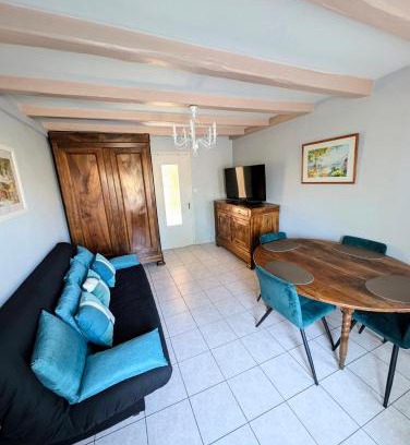 Foussais-Payre Apartment | Maison de village classé petite cité de caractère