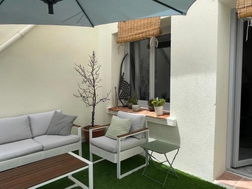 Montpeyroux House | Maison de village entière centre Montpeyroux 34150
