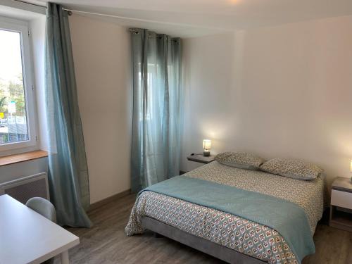 Miribel House | Maison des Balmes proche Lyon