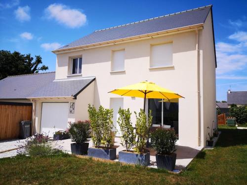 Matignon House | Maison des Rossignols Matignon