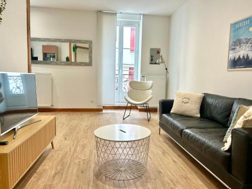 Quartier Chorier-Berriat Apartment | Maison Dormoy, appartement 2 Chambre - Gare - Centre ville