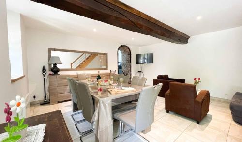 Ferrieres-la-Verrerie House | Maison du bourg