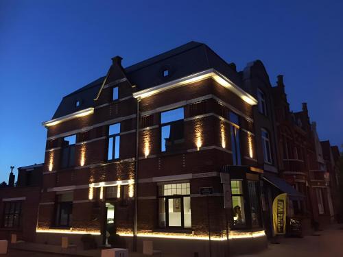Sint-Kruis House | Maison du Rempart