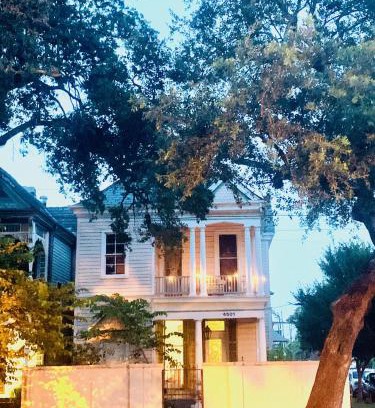 Mid-City Hotel | Maison Elisabeth