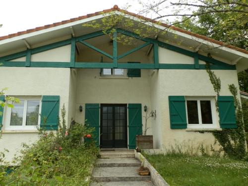 Leognan House | Maison En Bord De Rivière