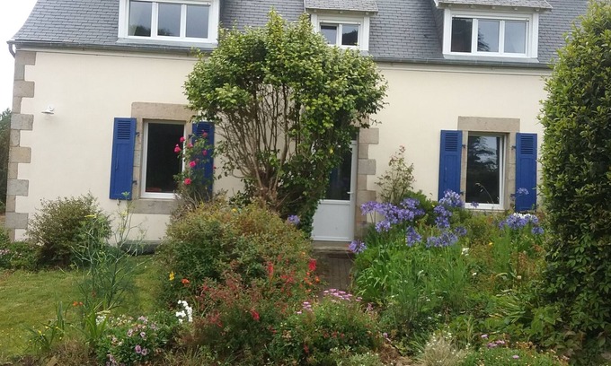 Plougrescant House | Maison Entière , 5mn de la Plage, 4 Vélos